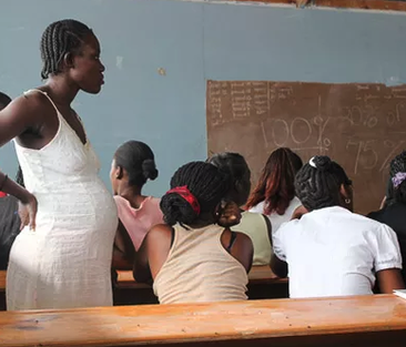 Aid in Haiti provides clean birth kits to Matrons